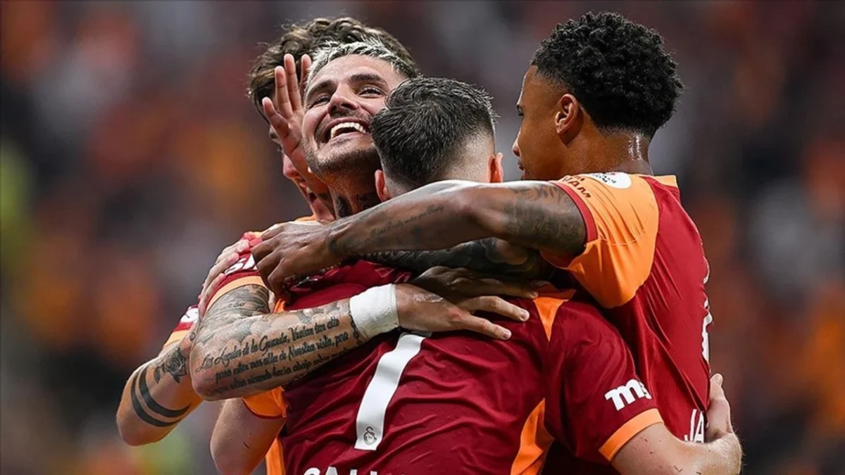 Tümer Metin, Galatasaray’ın Şampiyonlar Ligi’nde kaç puan alacağını açıkladı! Tümer Metin, Galatasaray’ın Şampiyonlar Ligi’nde kaç puan alacağını açıkladı!