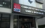 CHP İzmir’de tanışma mesaisi sürüyor: Belediye başkanları ve meclis üyeleri ile toplanıyor