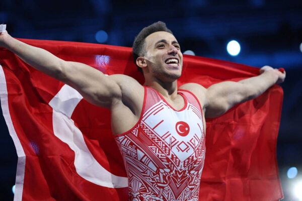 Milli cimnastikçi Adem Asil dünya ikincisi! Milli cimnastikçi Adem Asil dünya ikincisi!
