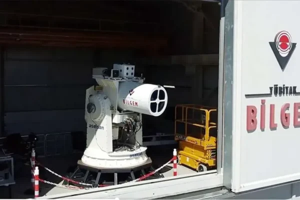 Yerli 20 kw lazer sistemi IŞIK kritik testi geçti