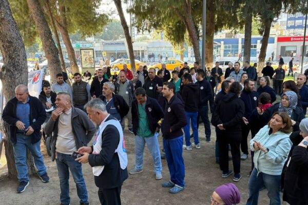 Ege’de kriz çözüldü… İşçiler iş başı y... Ege’de kriz çözüldü… İşçiler iş başı y...