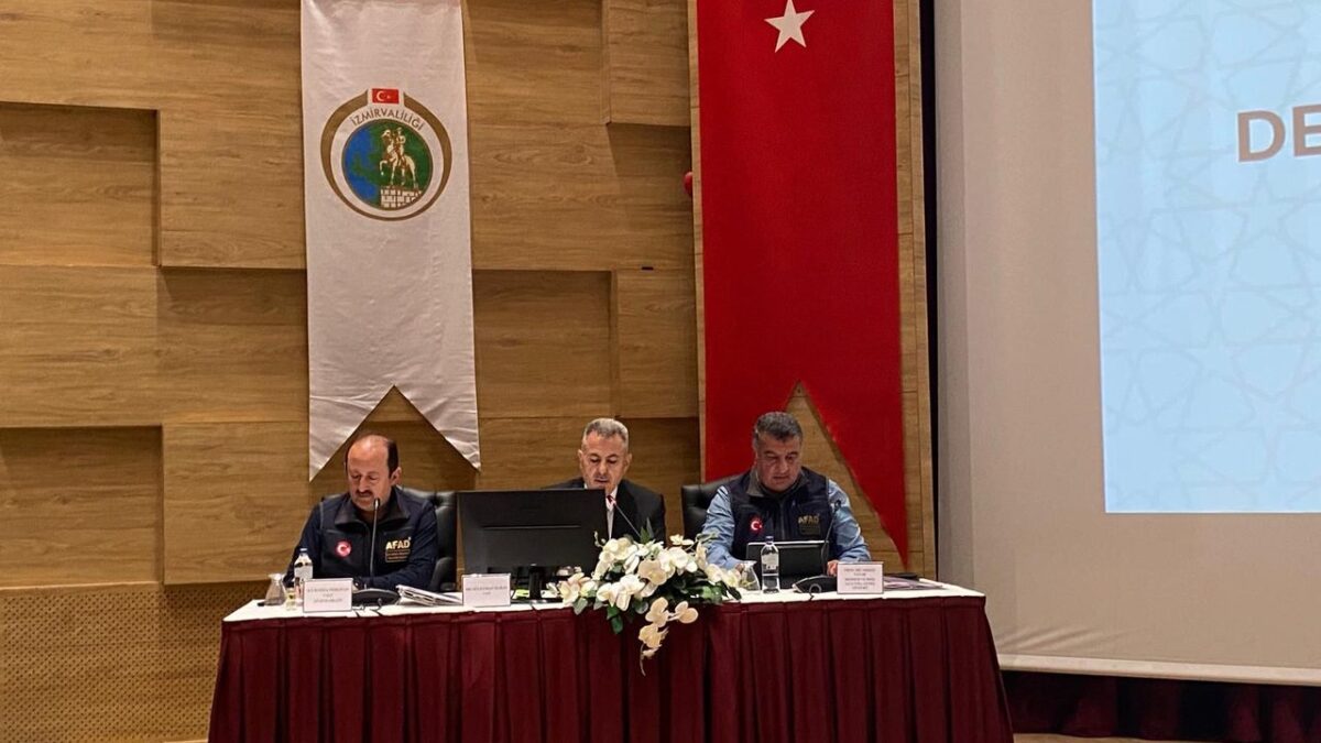 Vali Elban’dan kentsel dönüşüm açıklaması: İstenilen sayıya ulaşılamadı!