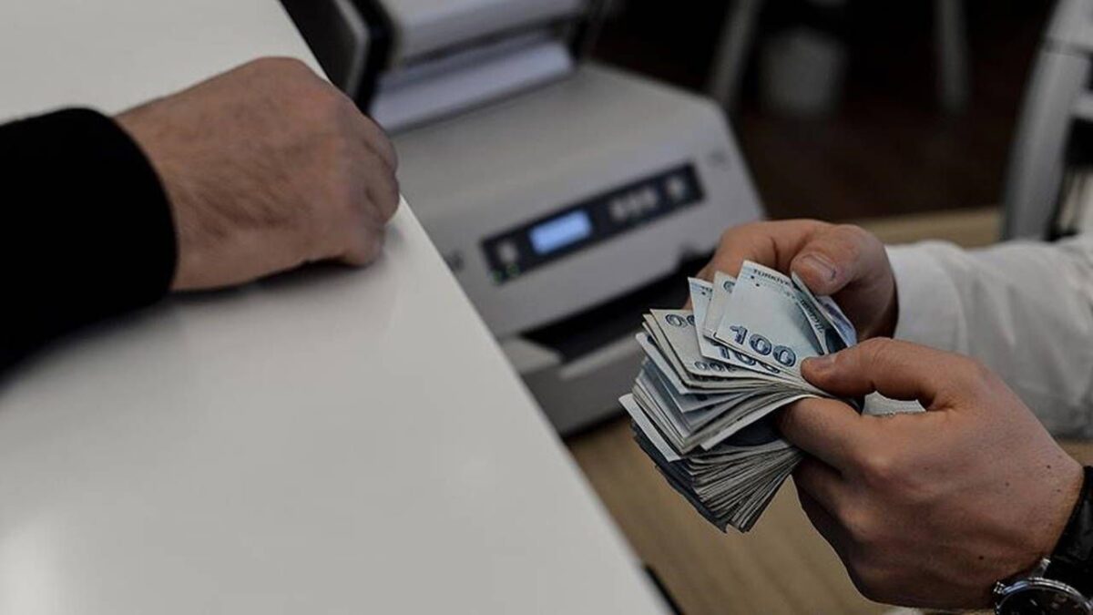 Faiz yükü ve borçlar yurttaşı vurdu: Milyonlar yasal takibe düştü! Faiz yükü ve borçlar yurttaşı vurdu: Milyonlar yasal takibe düştü!