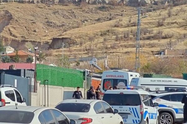 Kayınvalidesini öldürüp, intihar girişiminde bulun... Kayınvalidesini öldürüp, intihar girişiminde bulun...