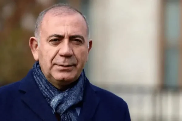 Kayyım Gürsel Tekin’den ‘disiplin̵...