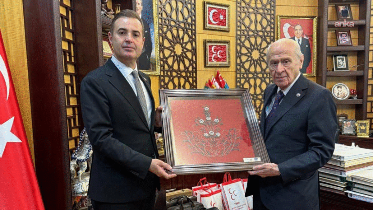 Araştırmacı Yaldız ziyareti yorumladı: Akın’ın MHP’ye transferi şok yaratmaz! Araştırmacı Yaldız ziyareti yorumladı: Akın’ın MHP’ye transferi şok yaratmaz!