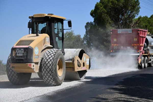 Büyükşehir’den 700 kilometrelik sathi kaplam...