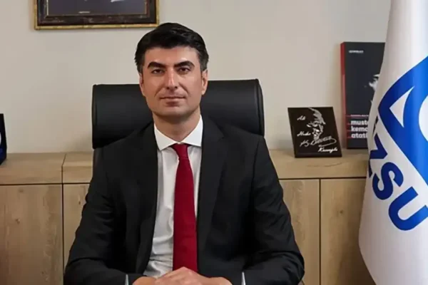 İZSU Genel Müdürü’nden Çiğli Arıtma için açı... İZSU Genel Müdürü’nden Çiğli Arıtma için açı...