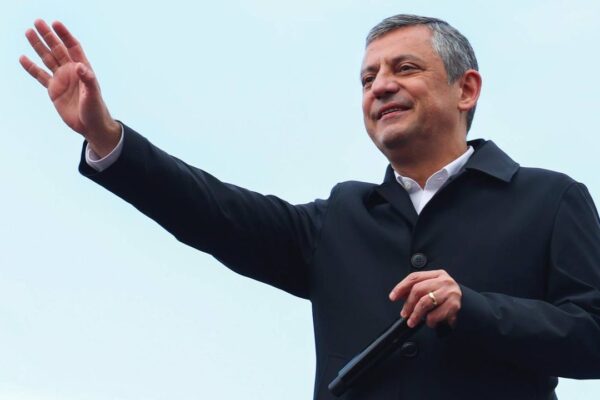 Özgür Özel: Türkiye İttifakı olarak bu ülkeye sahi... Özgür Özel: Türkiye İttifakı olarak bu ülkeye sahi...