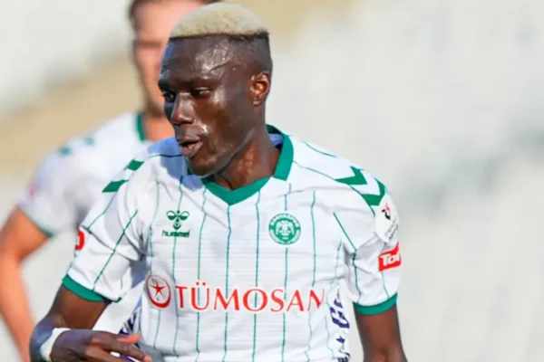 Tutuklanan futbolcu için Süper Lig ekibi kararını ... Tutuklanan futbolcu için Süper Lig ekibi kararını ...