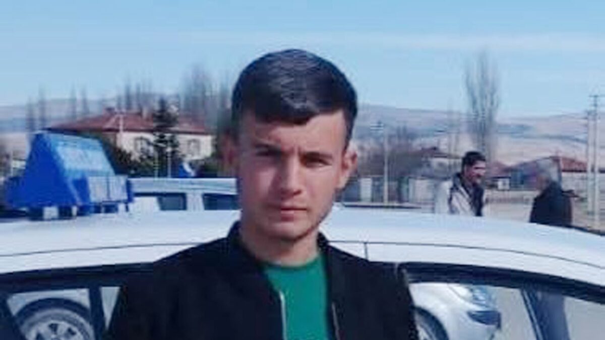 Kahreden son… 20 yaşındaki genç can verdi! Kahreden son… 20 yaşındaki genç can verdi!