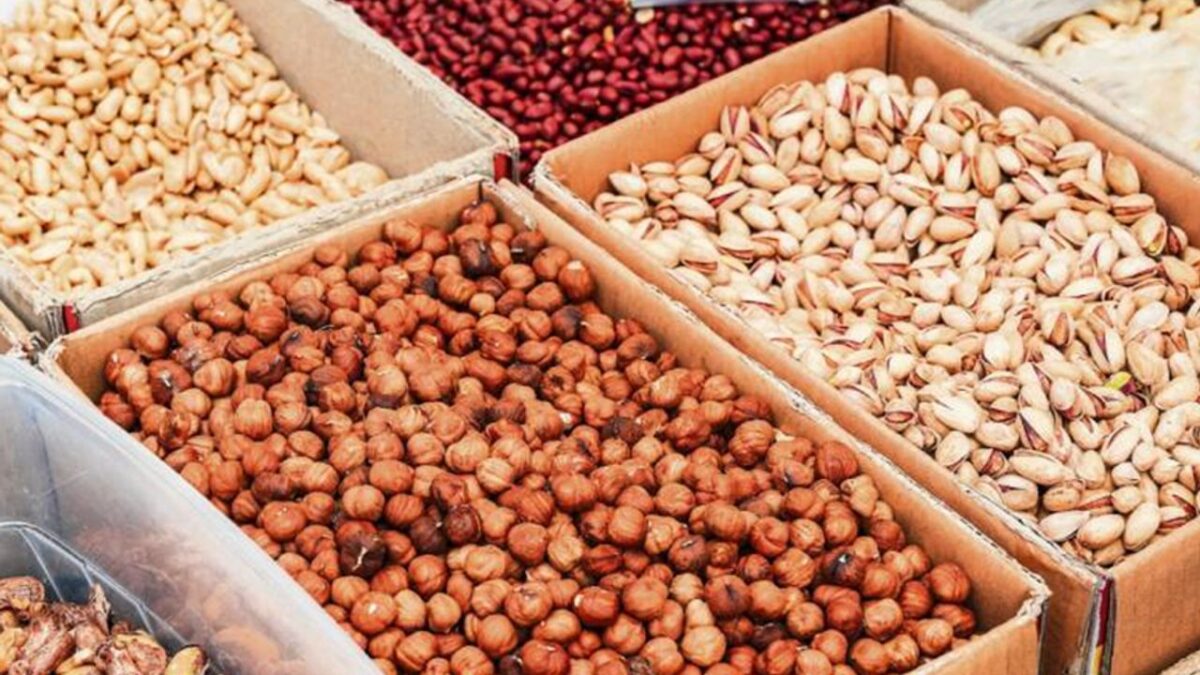 Kuru yemiş fiyatları cep yakıyor: Bir adet Antep fıstığı 2,5 lira!