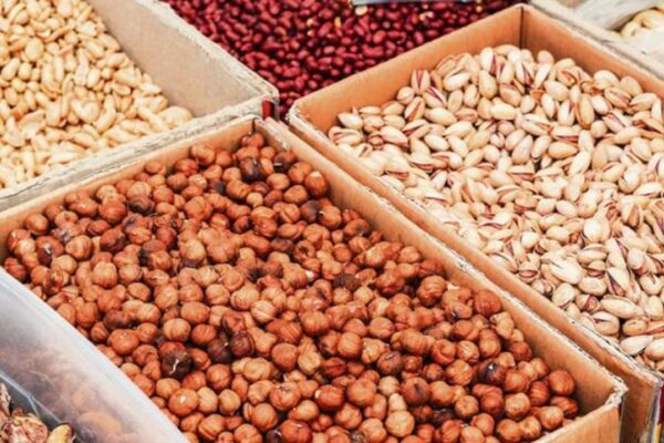 Kuru yemiş fiyatları cep yakıyor: Bir adet Antep f...