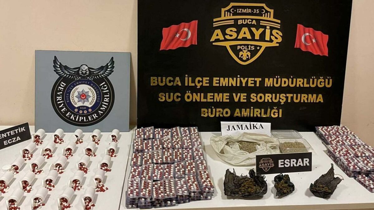 İzmir’de uyuşturucu operasyonu: 1 tutuklama İzmir’de uyuşturucu operasyonu: 1 tutuklama