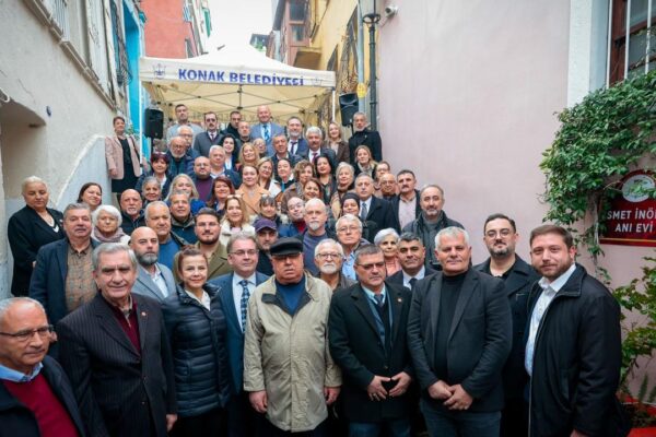 İsmet İnönü Konak’ta anıldı!