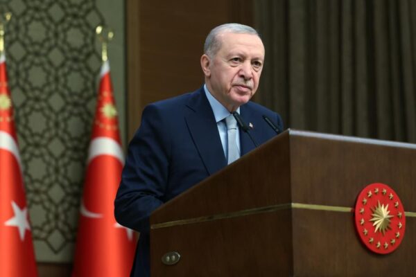 Erdoğan: Kendi savaş gemisini yapan 10 ülkeden bir... Erdoğan: Kendi savaş gemisini yapan 10 ülkeden bir...