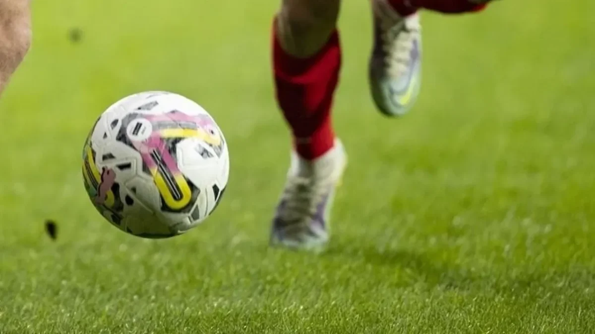Süper Lig kulübünde “casusluk” sıkıntısı: Berbere giriş yasağı! Süper Lig kulübünde “casusluk” sıkıntısı: Berbere giriş yasağı!