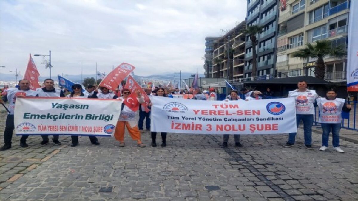 Tüm Yerel Sen’den Başkan Tugay’a tepki: Disiplin hukukla sağlanır, teşhir yönetim zaafıdır Tüm Yerel Sen’den Başkan Tugay’a tepki: Disiplin hukukla sağlanır, teşhir yönetim zaafıdır