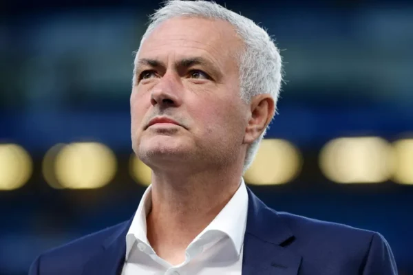 Mourinho’nun Süper Lig’den istediği is... Mourinho’nun Süper Lig’den istediği is...