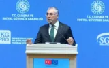 “Nöbet tutacağınıza SGK borçlarını ödemeyen başkanlarınızdan hesap sorun” “Nöbet tutacağınıza SGK borçlarını ödemeyen başkanlarınızdan hesap sorun”