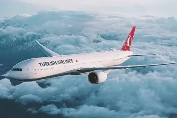 THY uçağında bomba önlemi: Uçak indi, kontroller y...