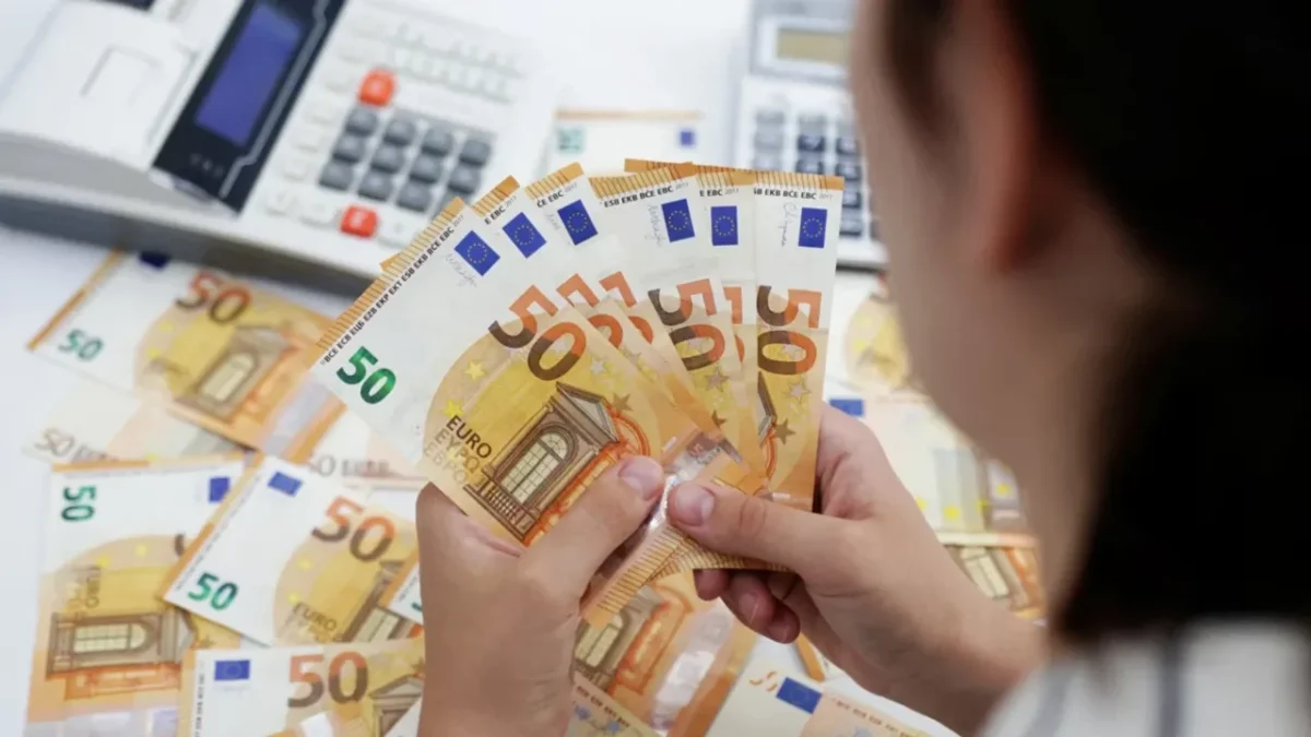 AB’de 2025’te turistik konaklama rekoru kırıldı AB’de 2025’te turistik konaklama rekoru kırıldı