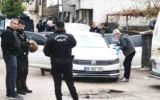 Husumetliler arasında silahlı kavga: 1 ölü, 5 yaralı Husumetliler arasında silahlı kavga: 1 ölü, 5 yaralı