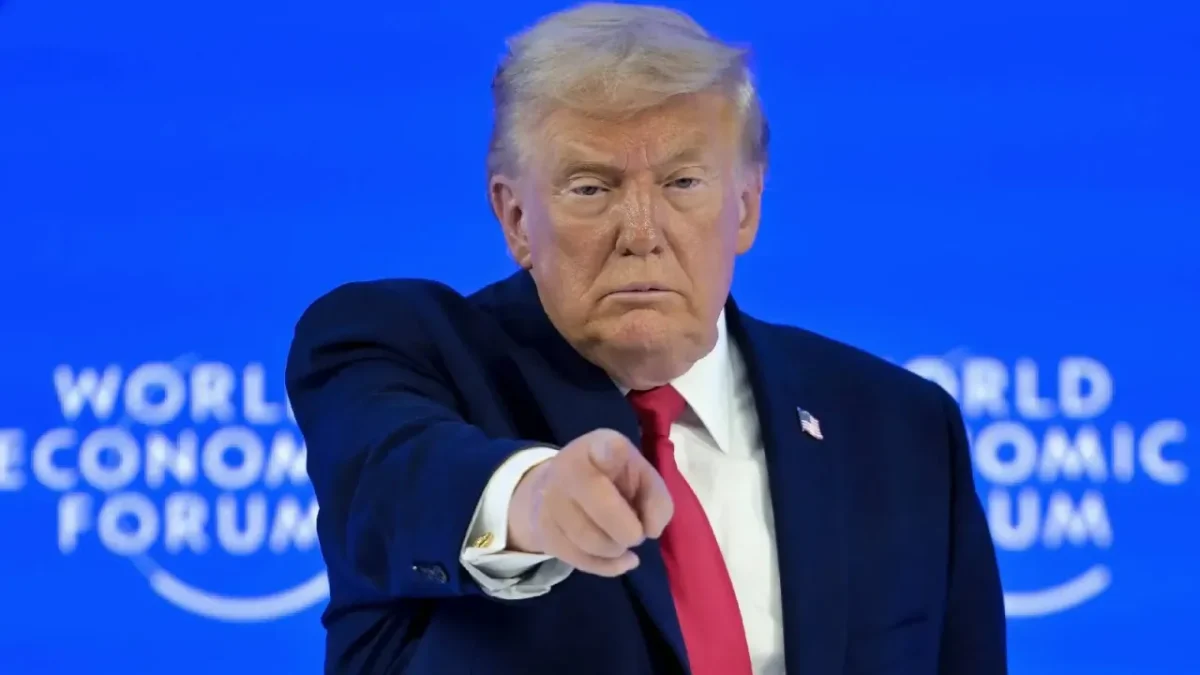 Trump’tan İran açıklaması: Büyük bir donanma gidiyor!