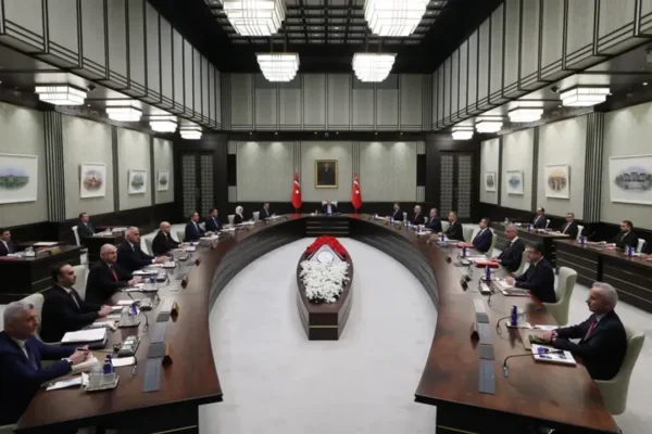 Kabine yarın toplanıyor: Gündemde hangi konular va... Kabine yarın toplanıyor: Gündemde hangi konular va...