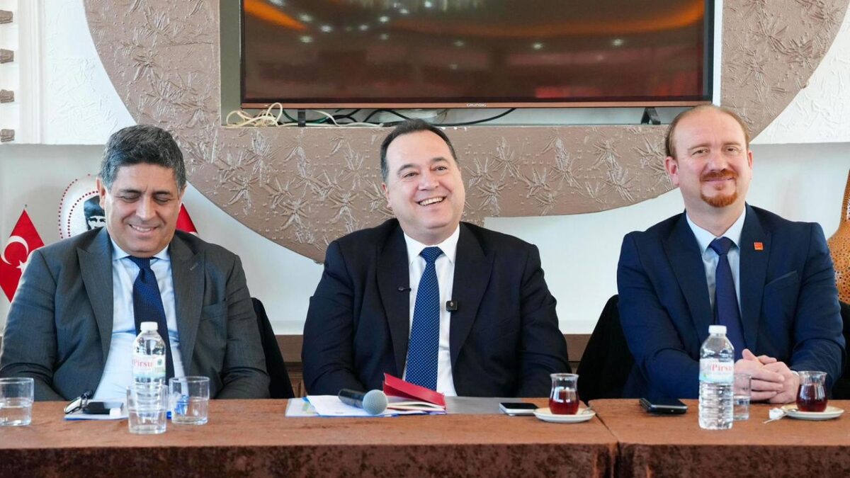 Başkan Dutlulu: Tek derdim Manisa’ya hizmet etmek Başkan Dutlulu: Tek derdim Manisa’ya hizmet etmek