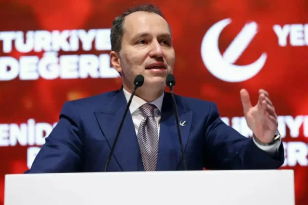 Fatih Erbakan ‘Hedef Türkiye’ dedi, hü...
