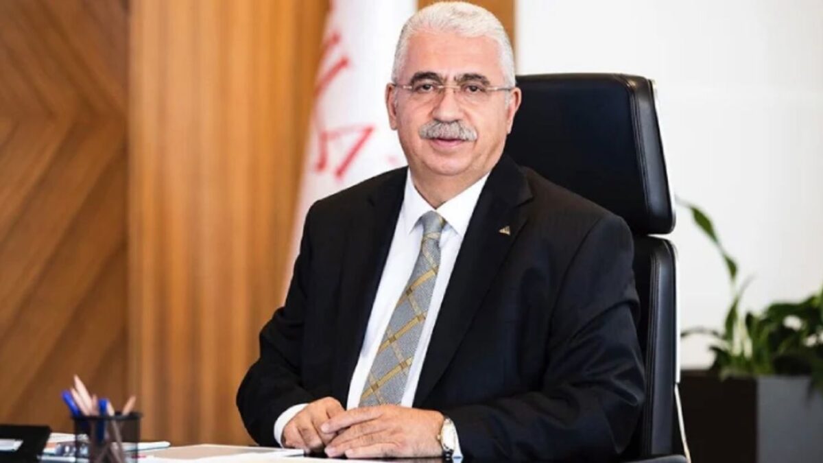 İş insanı Ahmet Ahlatcı hakkında yurt dışına çıkış yasağı