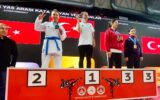 Aliağa’nın karate antrenöründen çifte başarı Aliağa’nın karate antrenöründen çifte başarı
