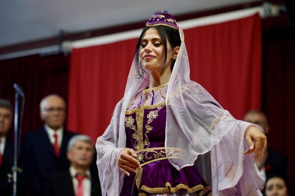 Aliağa’da Türk Halk Müziği rüzgârı esti