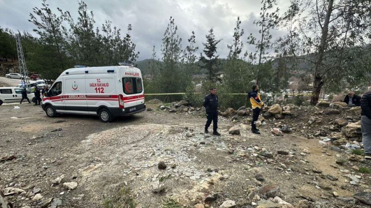 Vahşet: Eski karısını öldürdü!