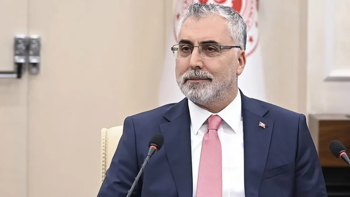 Bakan Işıkhan: İşsizlik 33 aydır tek hanede Bakan Işıkhan: İşsizlik 33 aydır tek hanede