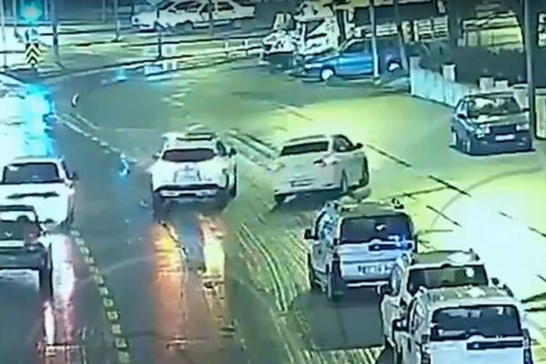 Film gibi kovalamaca… Trafik magandasının eh... Film gibi kovalamaca… Trafik magandasının eh...
