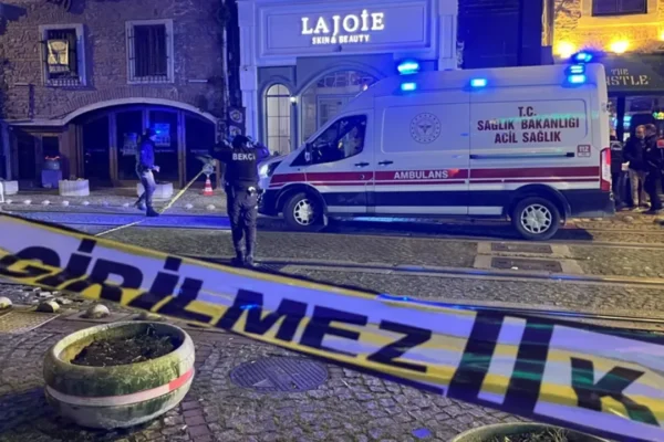3 kişinin öldüğü kanlı saldırıda yeni gelişme: 9 g... 3 kişinin öldüğü kanlı saldırıda yeni gelişme: 9 g...