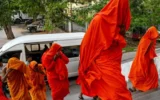 Sri Lankalı kesişler gözaltında: Bavullarında 110 kilo esrar bulundu Sri Lankalı kesişler gözaltında: Bavullarında 110 kilo esrar bulundu