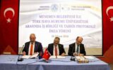 İmzalar atıldı: Menemen’e ikinci üniversite!