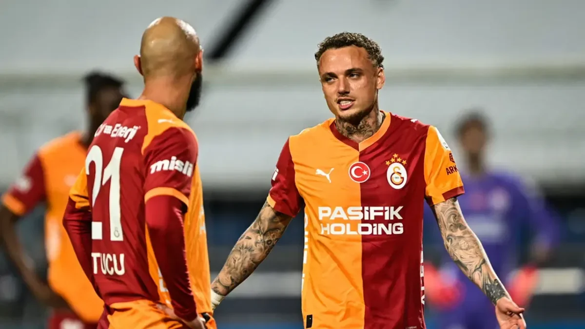 Galatasaray’da 3 isimle yollar ayrılıyor