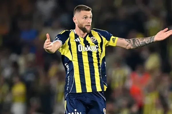 Fenerbahçe’ye Skriniar’dan yine kötü h... Fenerbahçe’ye Skriniar’dan yine kötü h...