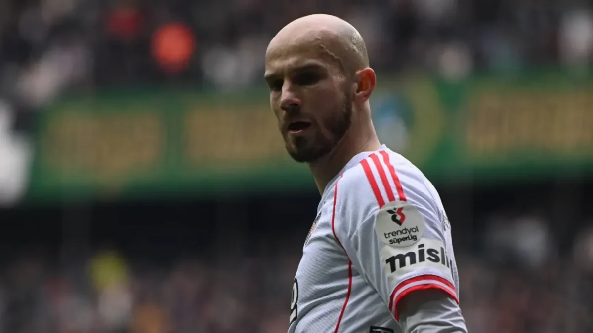 Beşiktaş’ta Vaclav Cerny krizi: Sergen Yalçın varsa ben yokum