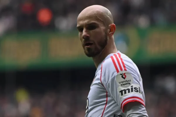 Beşiktaş’ta Vaclav Cerny krizi: Sergen Yalçı... Beşiktaş’ta Vaclav Cerny krizi: Sergen Yalçı...