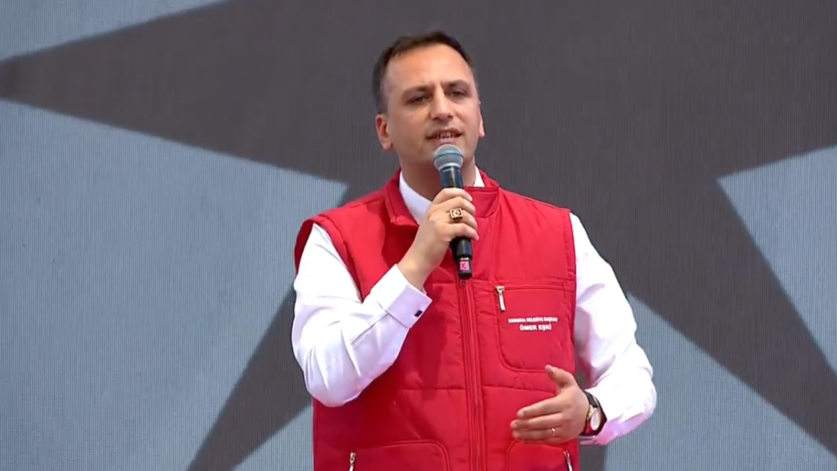 Kent bostanı açılışında Eşki’den dikkat çeken mesaj: İsrail yerine ata tohumu ile üretim! Kent bostanı açılışında Eşki’den dikkat çeken mesaj: İsrail yerine ata tohumu ile üretim!