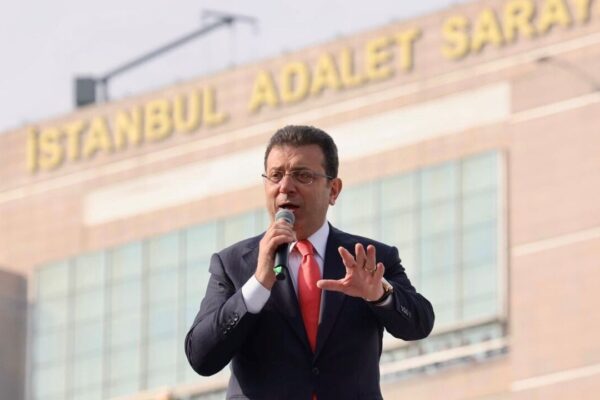 İmamoğlu’ndan çağrı: Ya bugün ya hiç! İmamoğlu’ndan çağrı: Ya bugün ya hiç!