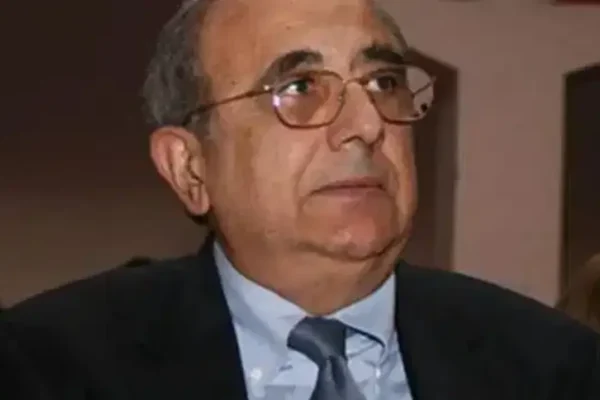 Eski Bakan Baran Tuncer hayatını kaybetti