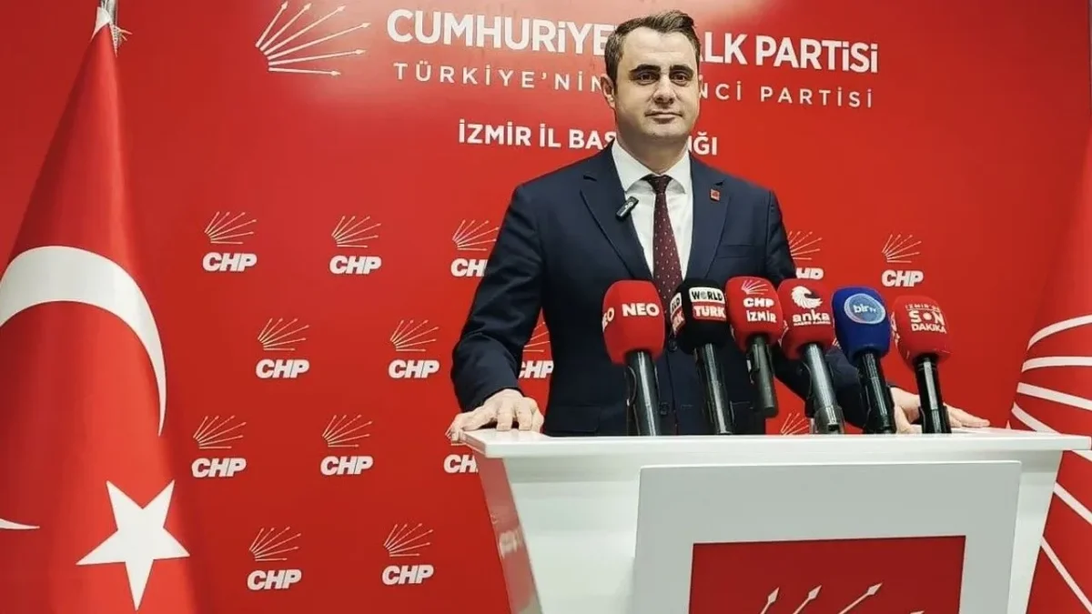 CHP’li Güç’ten AK Parti’ye tepki: “İktidar, beceriksizliğini örtmek için İzmir’e saldırıyor” CHP’li Güç’ten AK Parti’ye tepki: “İktidar, beceriksizliğini örtmek için İzmir’e saldırıyor”