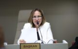 Başkanvekili seçimi tamam… Güzelbahçe’de Ayşe Akın dönemi Başkanvekili seçimi tamam… Güzelbahçe’de Ayşe Akın dönemi