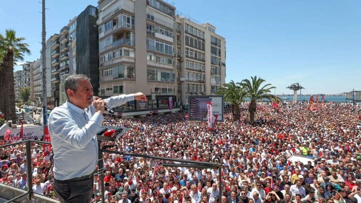 Özel’in İzmir programına rötar!
